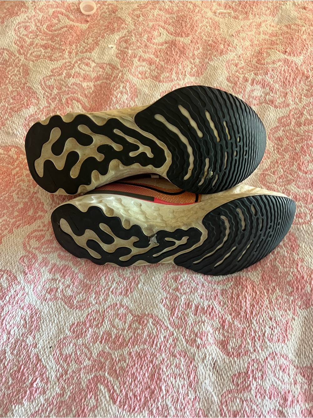Shoes - Picture 4 of 5